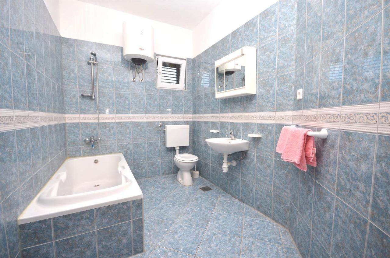 Apartments Andelka Паг Екстериор снимка