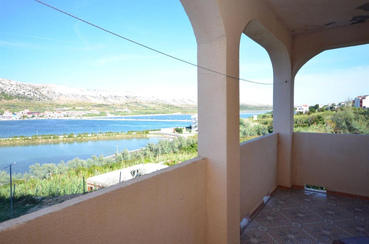 Apartments Andelka Паг Екстериор снимка